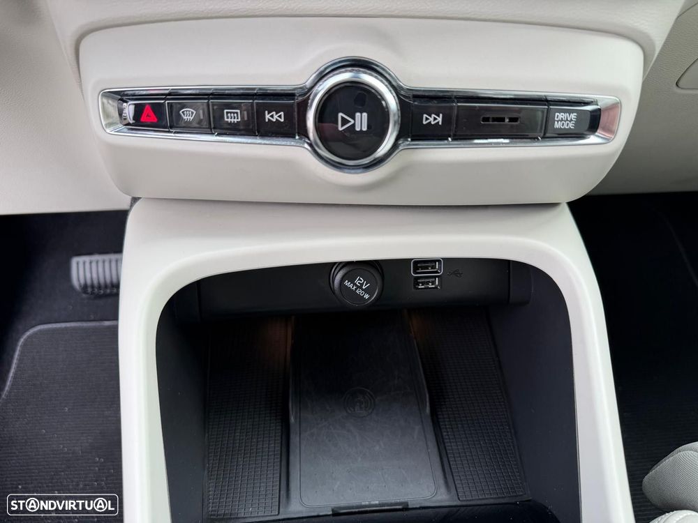 Volvo XC 40 2.0 T4 Inscription - 27