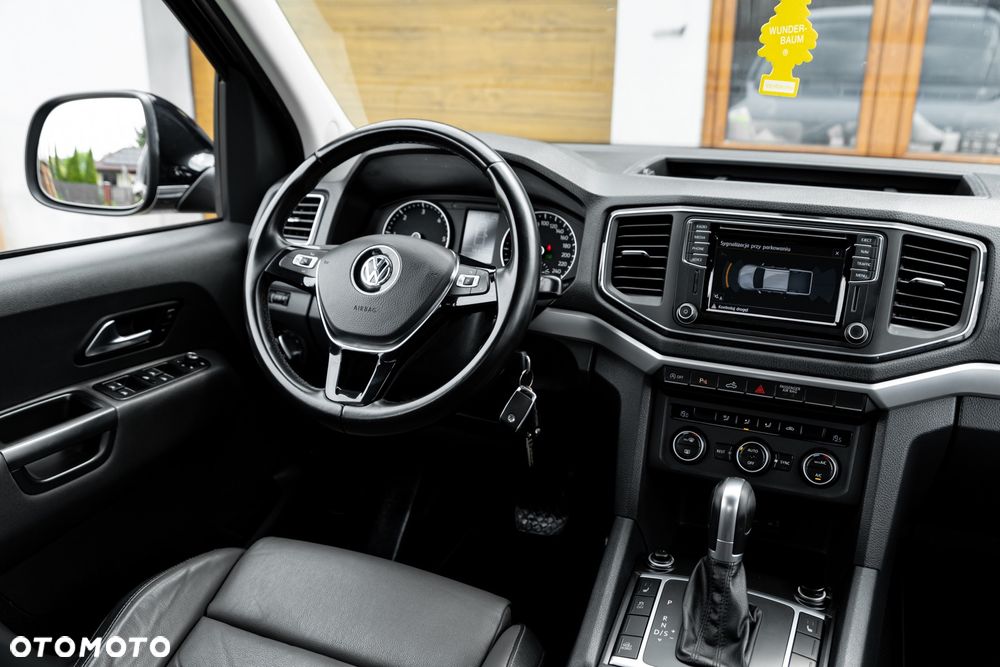 Volkswagen Amarok - 24