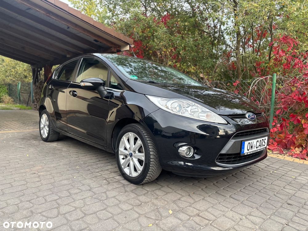 Ford Fiesta 2009 photo 2