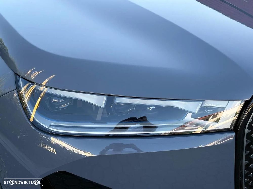 BMW iX xDrive 50 Pack Desportivo - 15