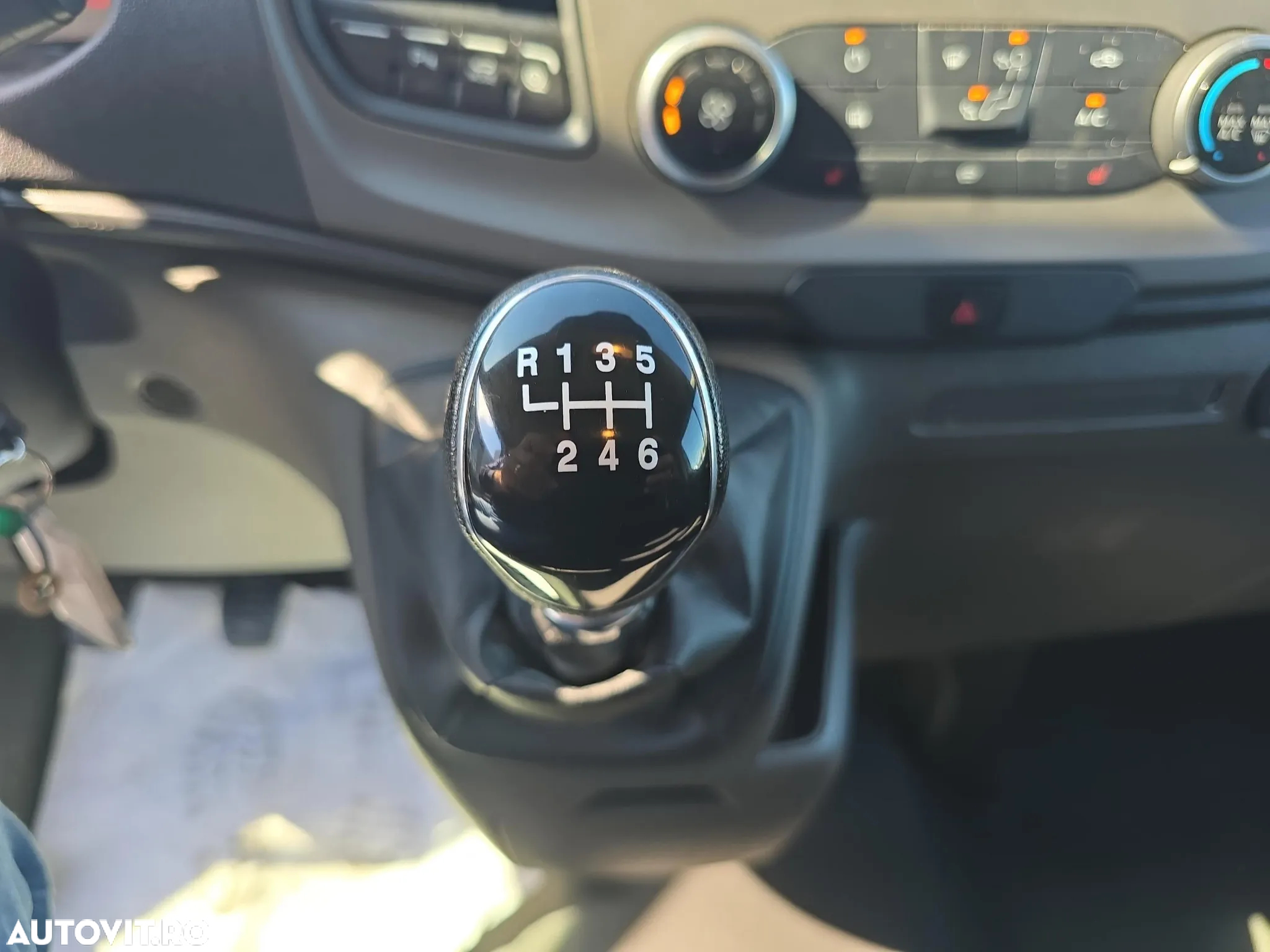 Ford Transit Custom - 17