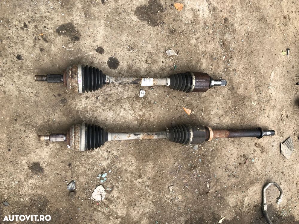 Planetara stanga Renault Megane III 1.4 TCE 2011 - 2