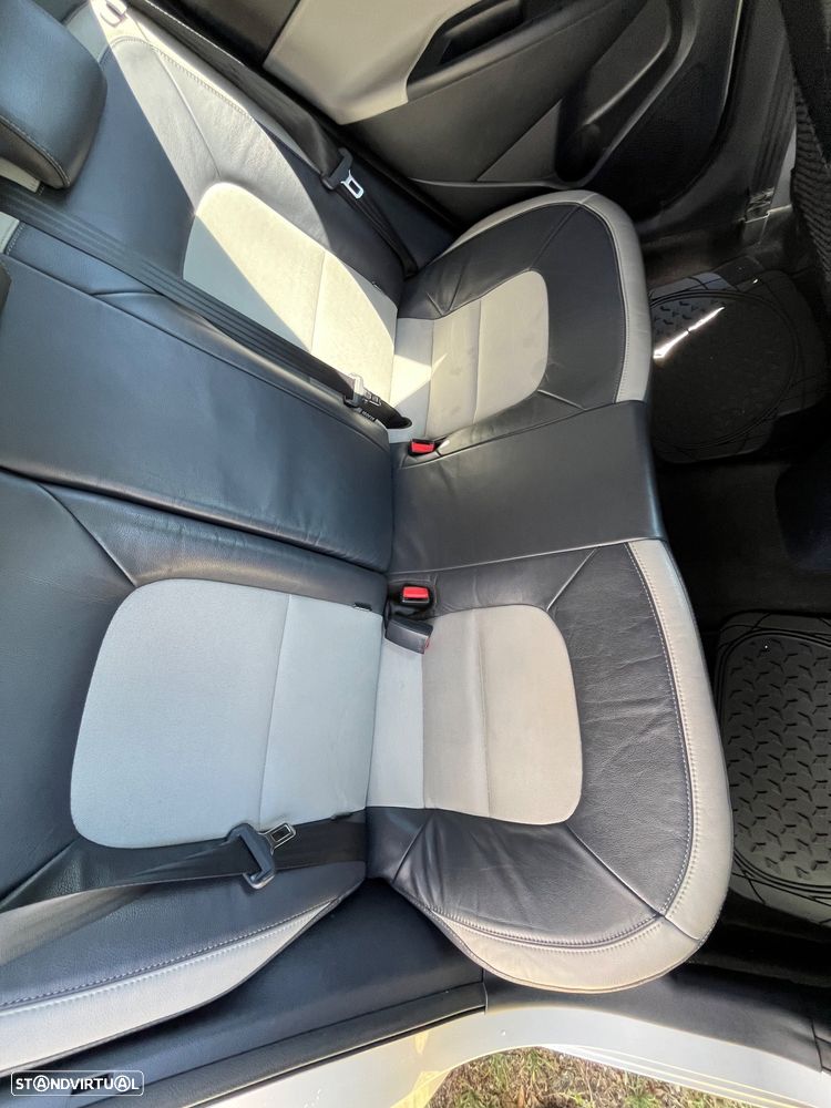 Kia Rio 1.2 CVVT Urban - 13