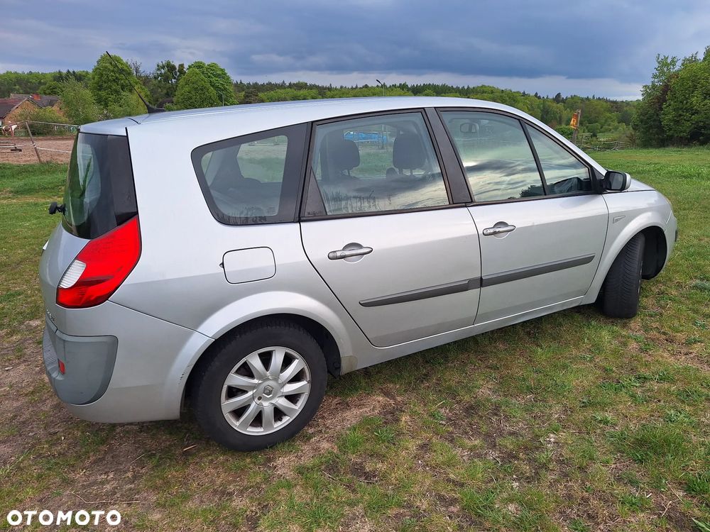 Renault Scenic - 16