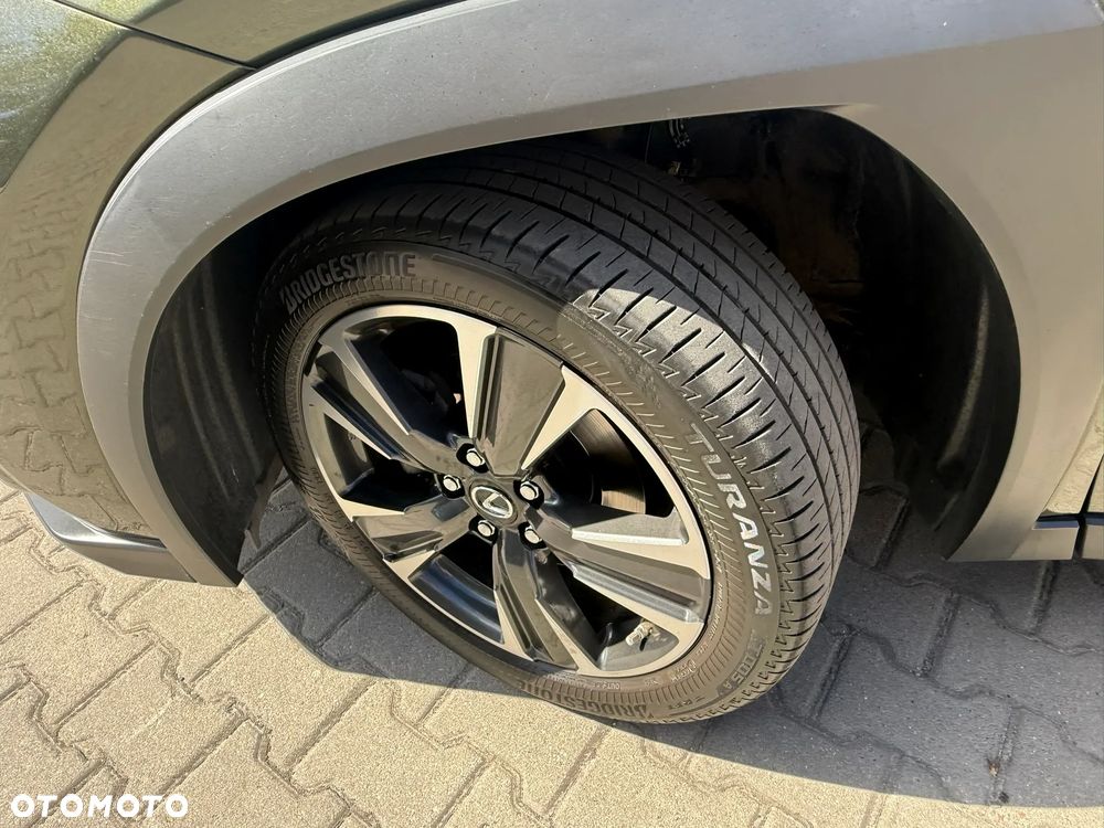 Lexus UX 250h F Sport 2WD - 11