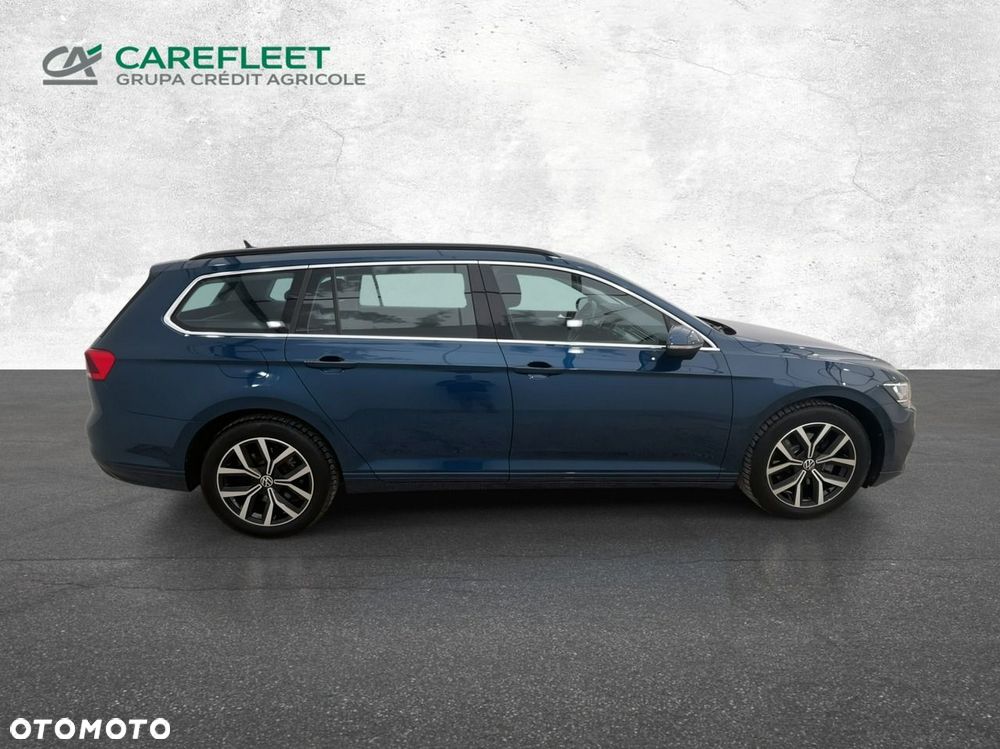 Volkswagen Passat - 4