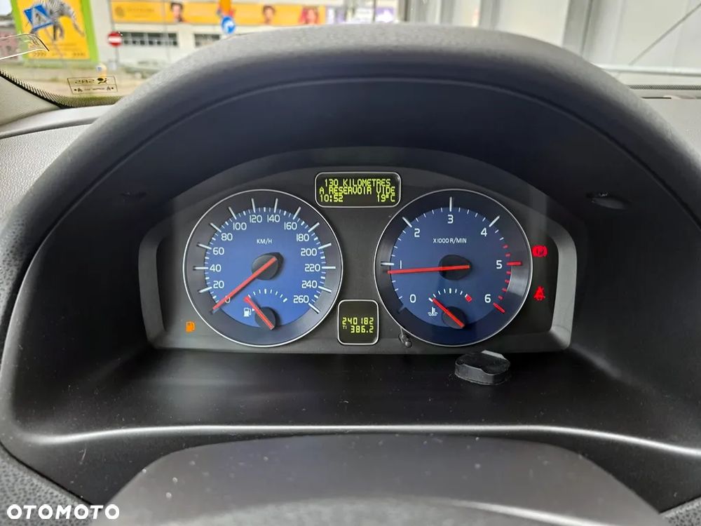 Volvo C30 D2 DRIVe R-Design Start-Stop - 9