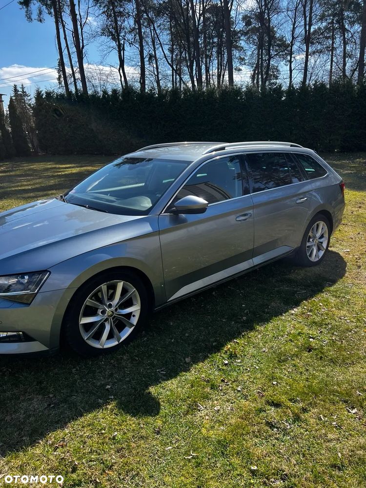 Skoda Superb 2.0 TDI DSG Ambition - 9