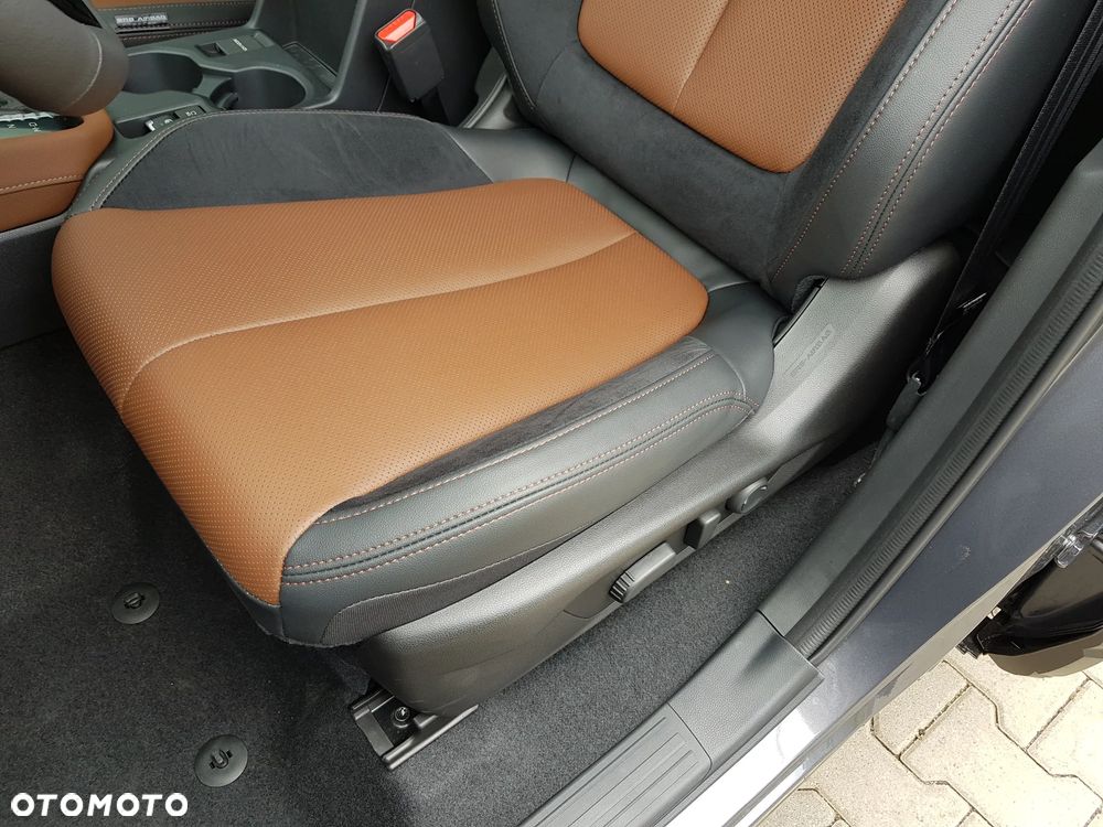 Subaru Forester 2.0i-L Platinum (EyeSight) Lineartronic - 13