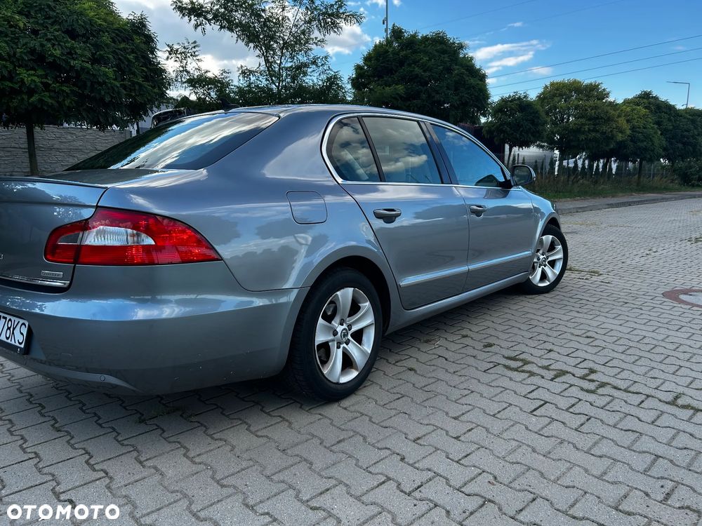 Skoda Superb 1.6 TDI Comfort / Active Greenline - 3
