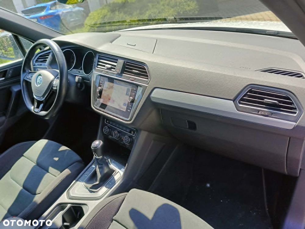 Volkswagen Tiguan 2.0 TDI SCR R-Line - 21