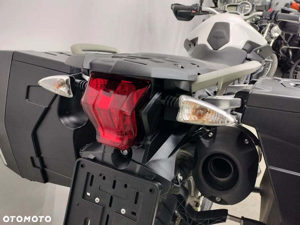 Triumph Tiger - 9
