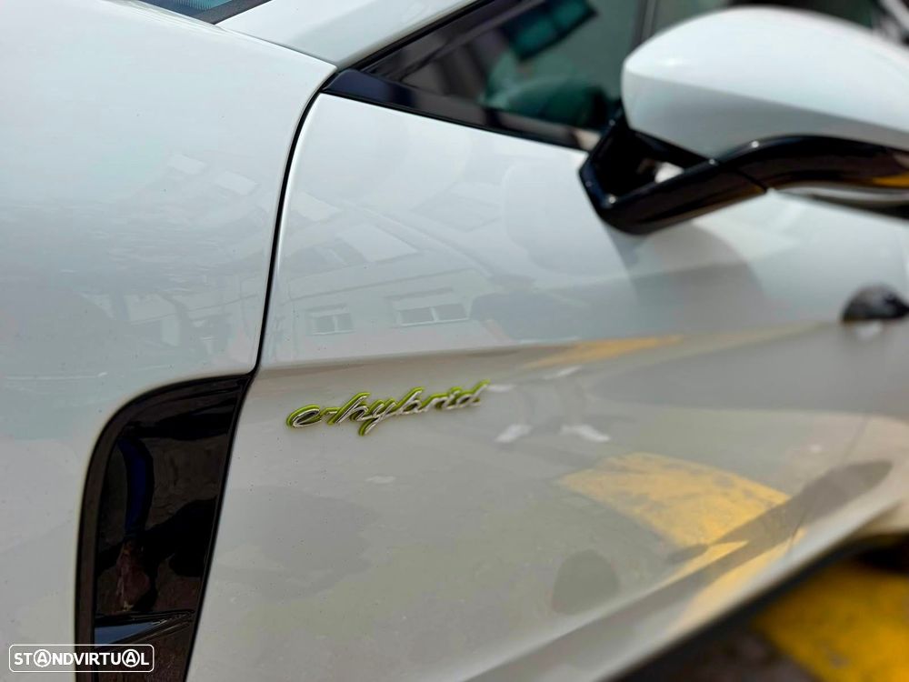 Porsche Panamera Sport Turismo 4 E-Hybrid - 10