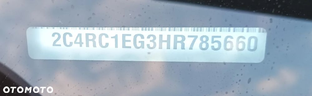 Chrysler Pacifica - 11