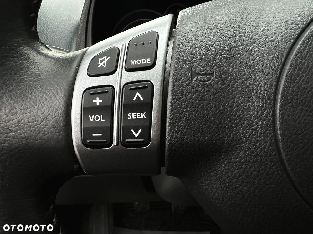 Suzuki SX4 1.6 Premium - 25