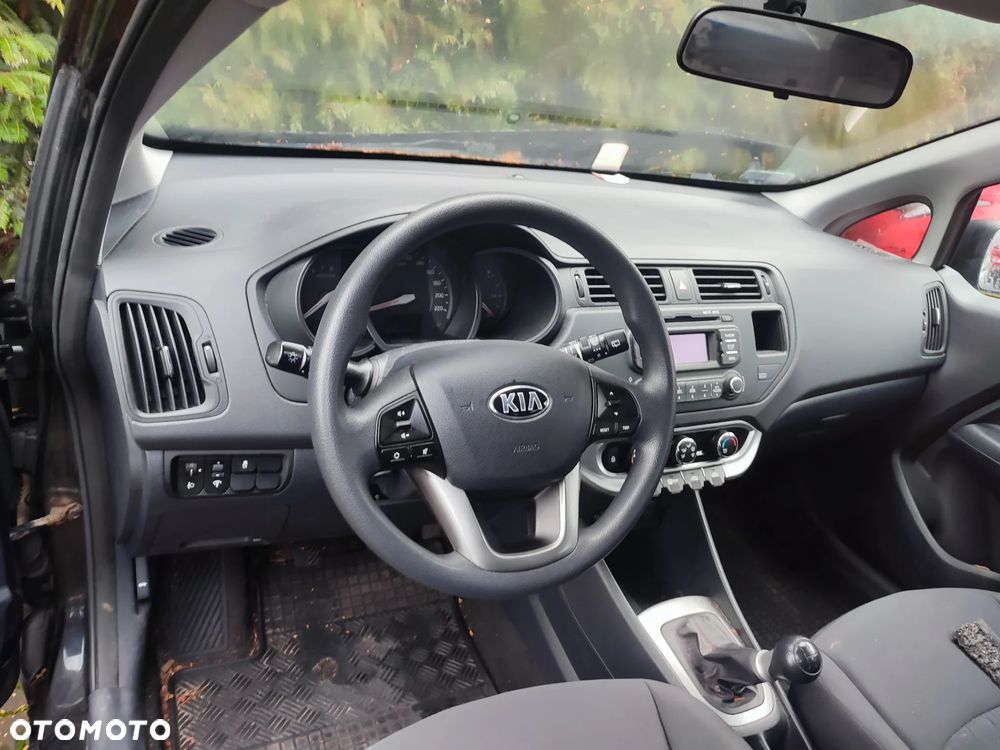 Kia Rio 1.2 M - 7