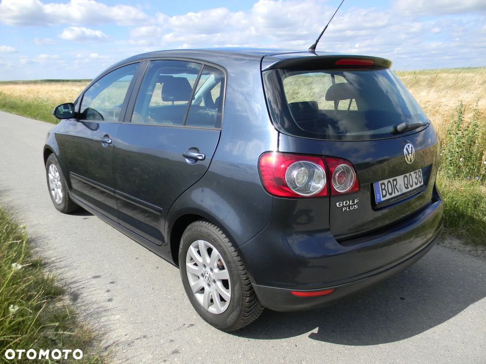 Volkswagen Golf Plus 2.0 FSI Comfortline - 5