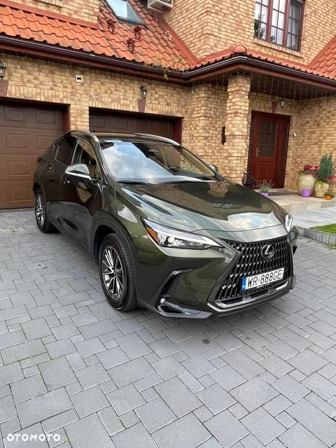 Lexus NX 450h+ Prestige AWD - 3
