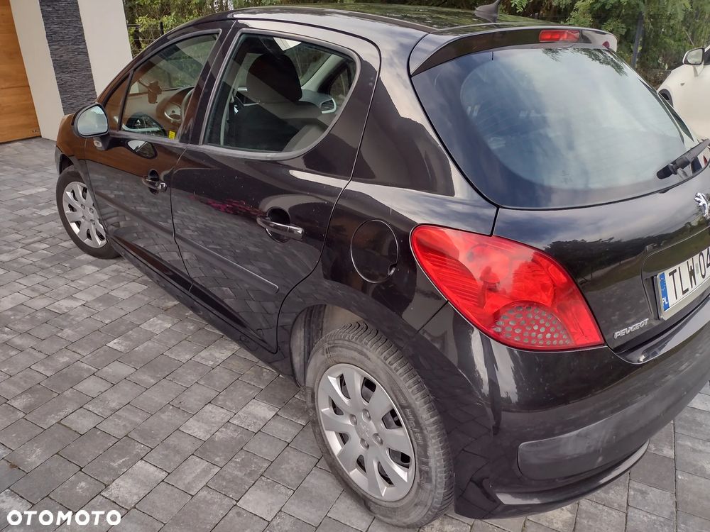 Peugeot 207 1.4 Presence - 1