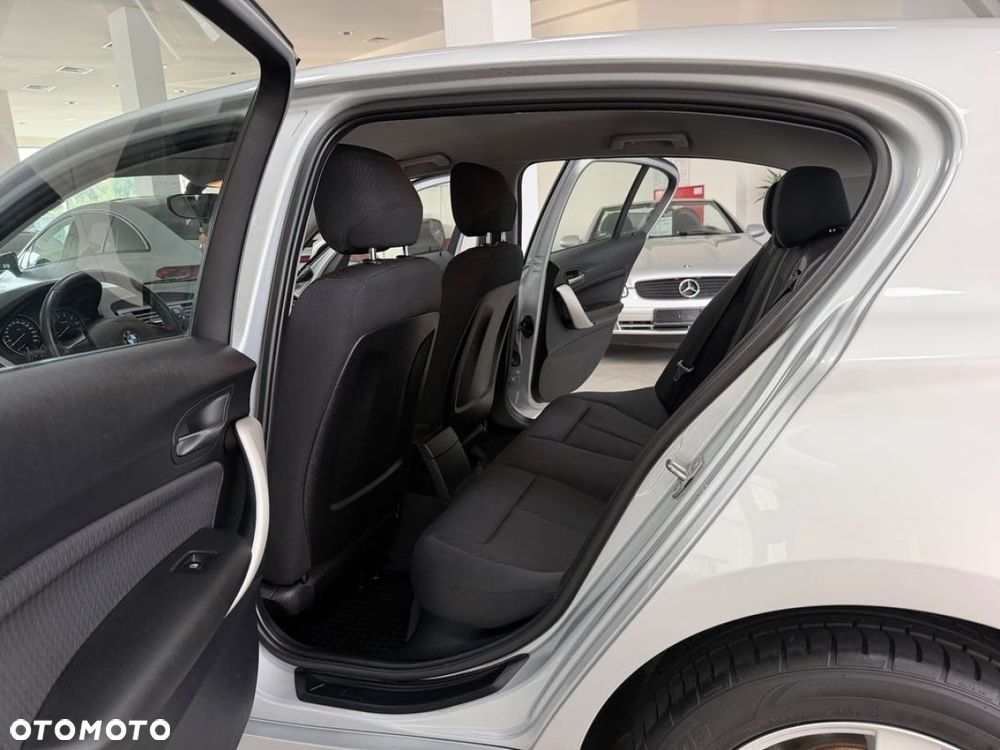BMW Seria 1 114i - 20