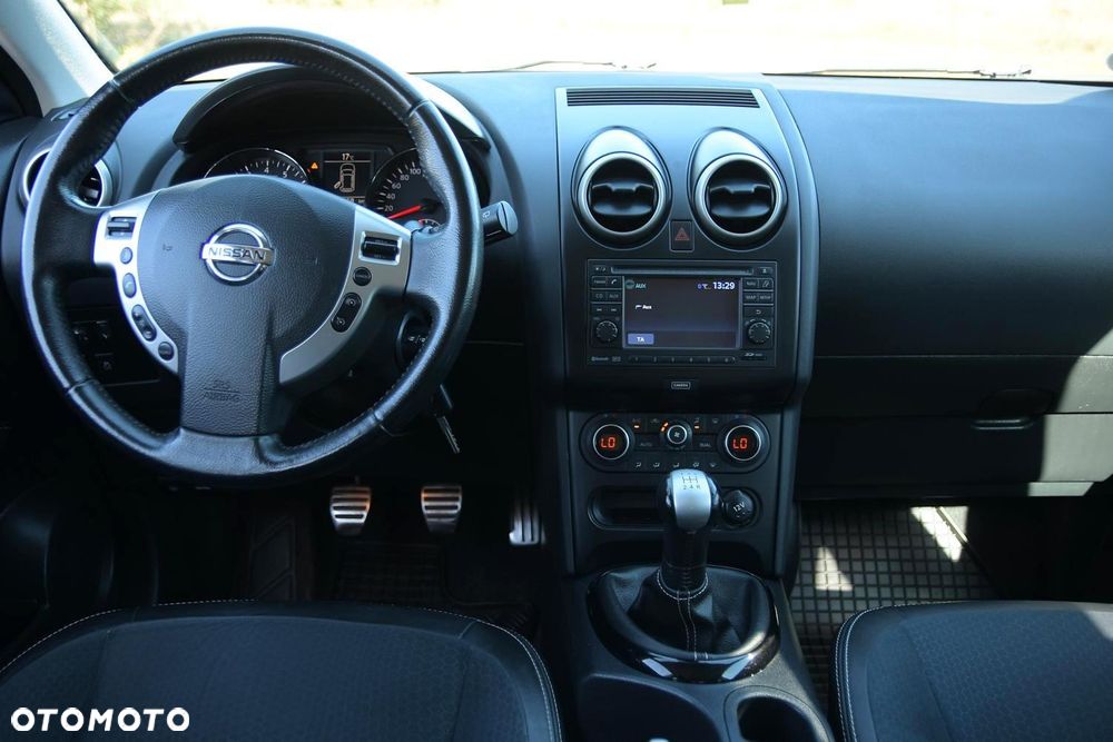 Nissan Qashqai 1.6 360 - 17