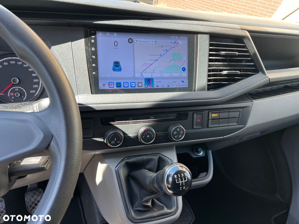 Volkswagen Transporter T6.1 - 17