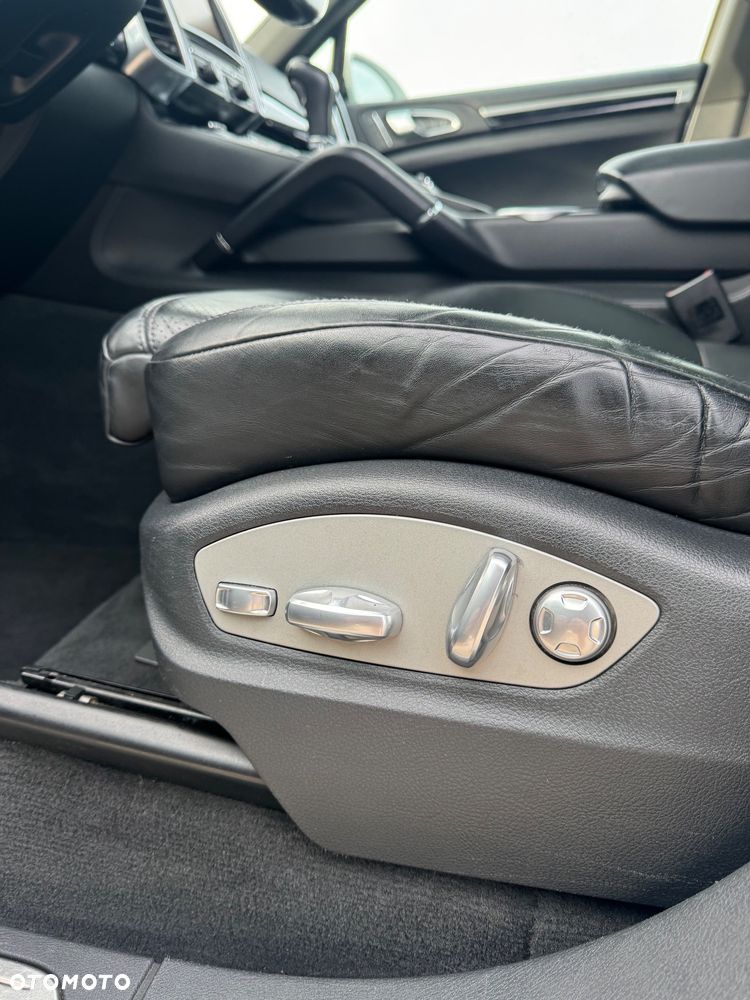 Porsche Cayenne Diesel Platinum Edition - 19