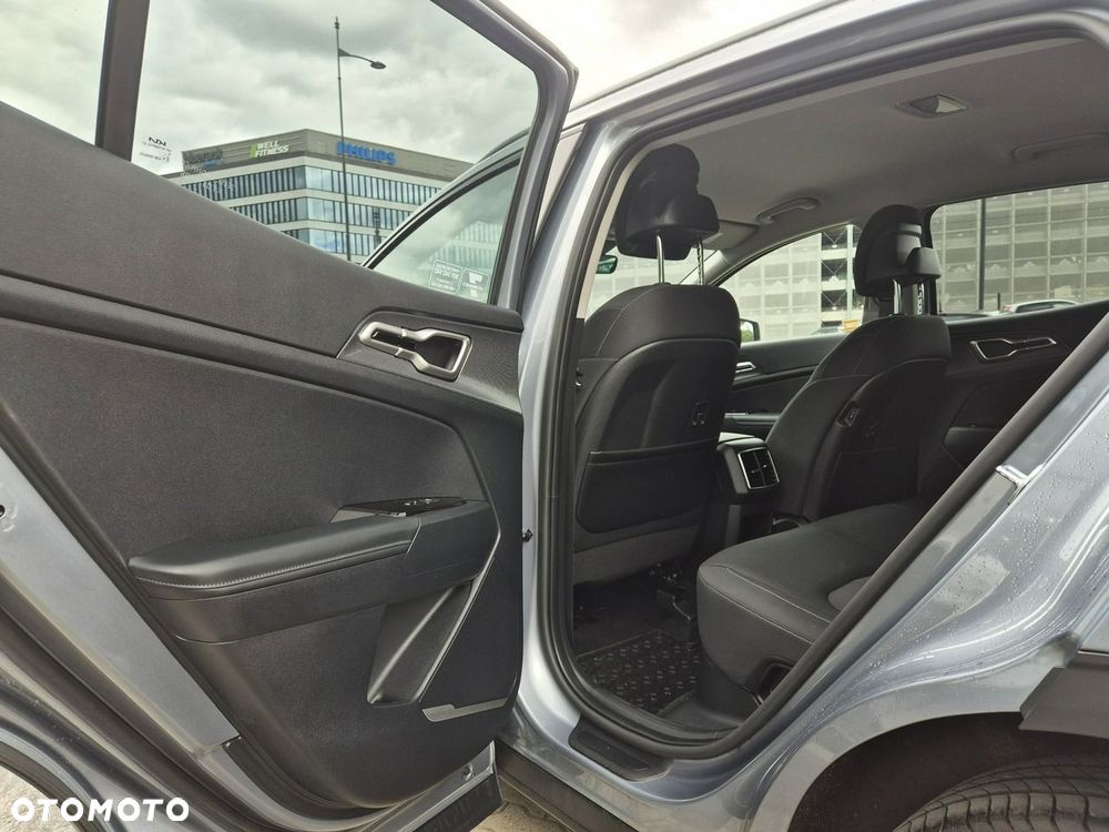 Kia Sportage 1.6 T-GDI HEV L 2WD - 17