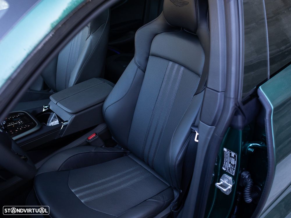 Aston Martin DBX 707 - 24