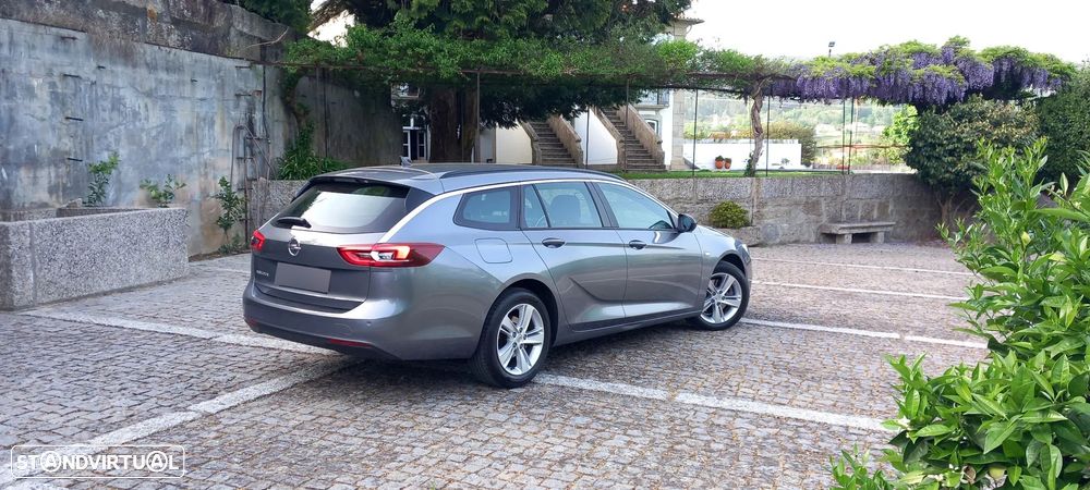 Opel Insignia Sports Tourer 1.5 D Business Edition - 1