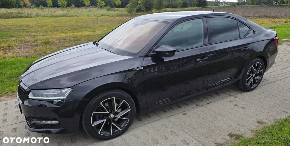 Skoda Superb 2.0 TDI SCR Sportline DSG - 2