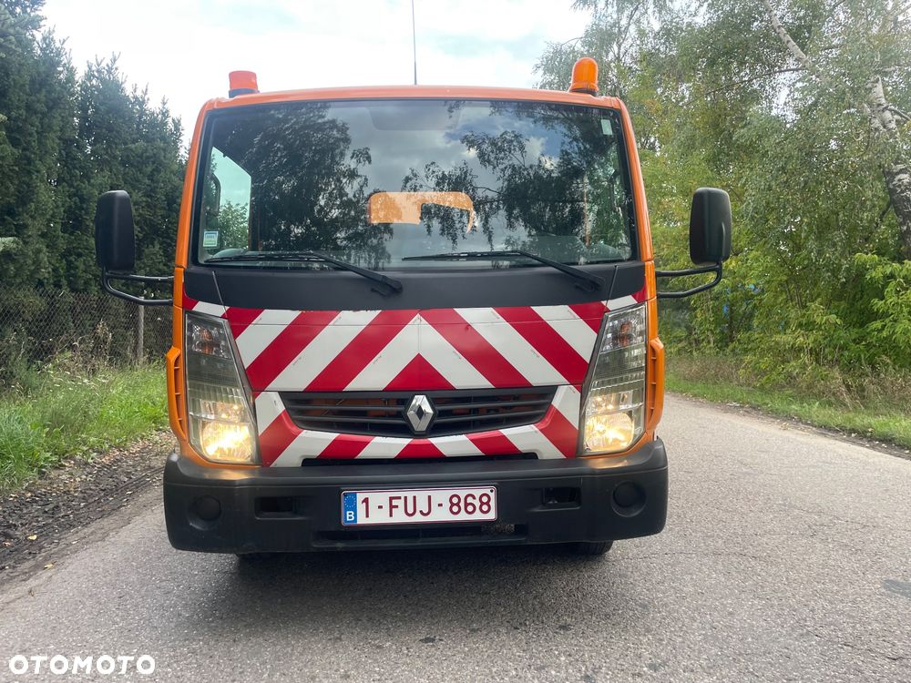 Renault MAXITY - 4