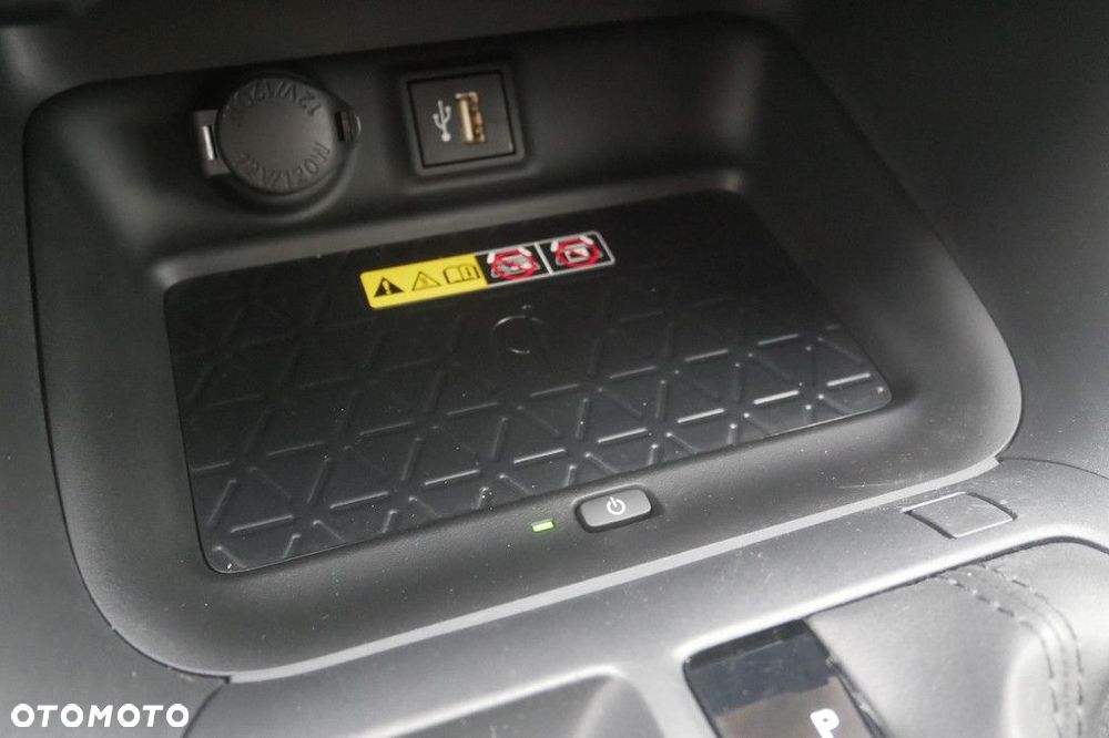 Toyota RAV4 - 24