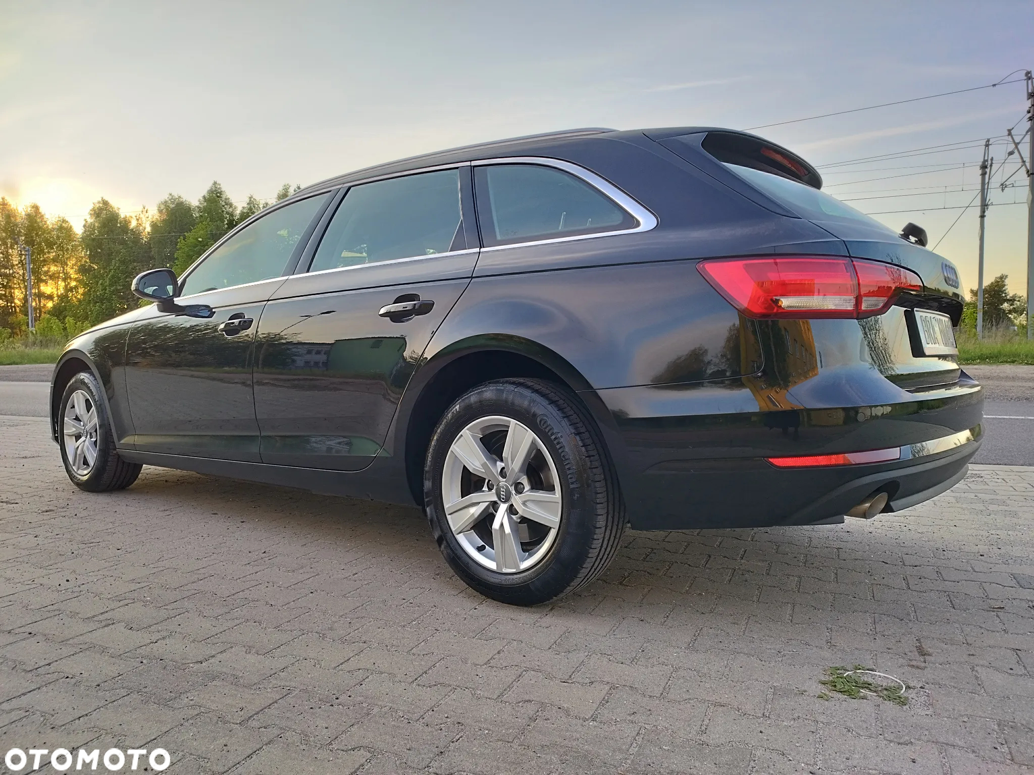 Audi A4 Avant 2.0 TDI design - 6