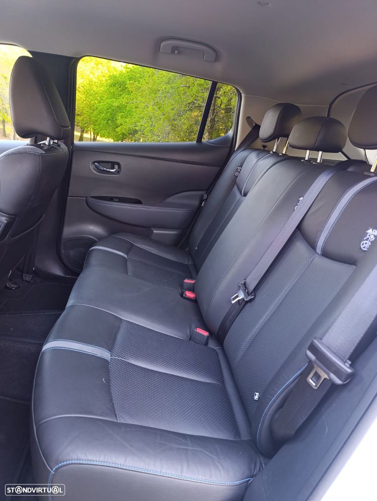 Nissan Leaf 40 kWh N-Connecta - 21