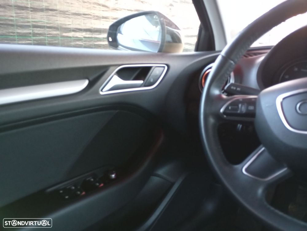 Audi A3 Limousine 1.6 TDI S-line - 15