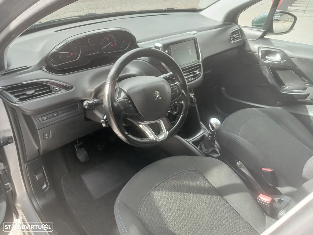 Peugeot 208 1.5 BlueHDi Signature - 17