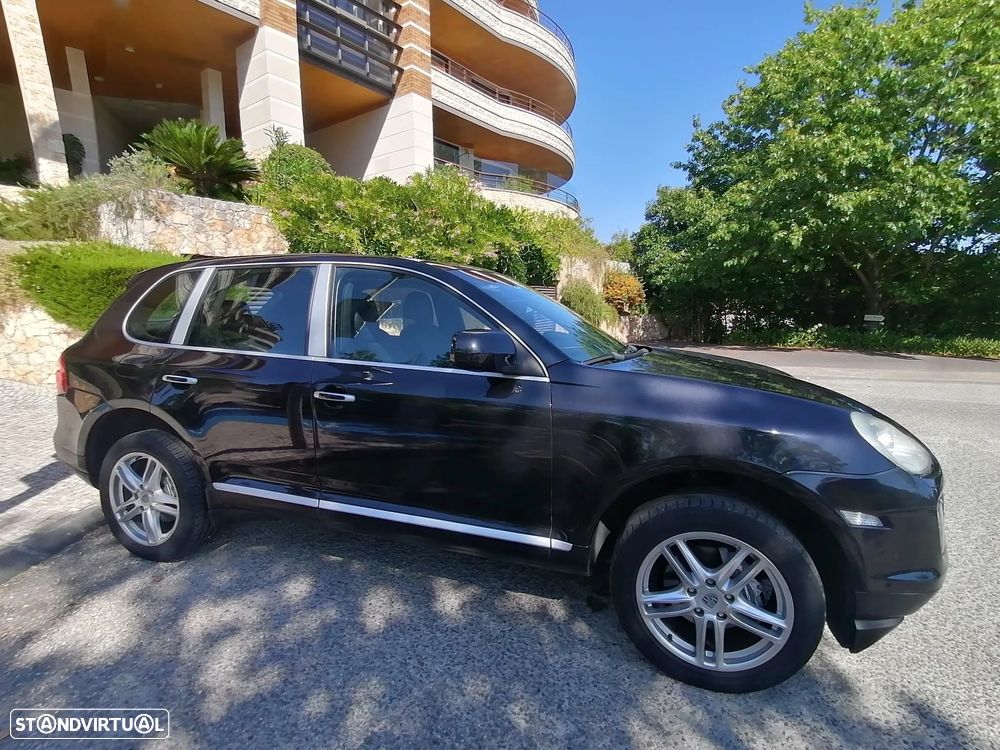 Porsche Cayenne Tiptronic S - 2