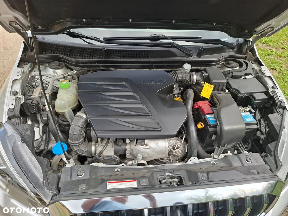 Suzuki SX4 S-Cross 1.6 DDiS Premium 4WD - 17