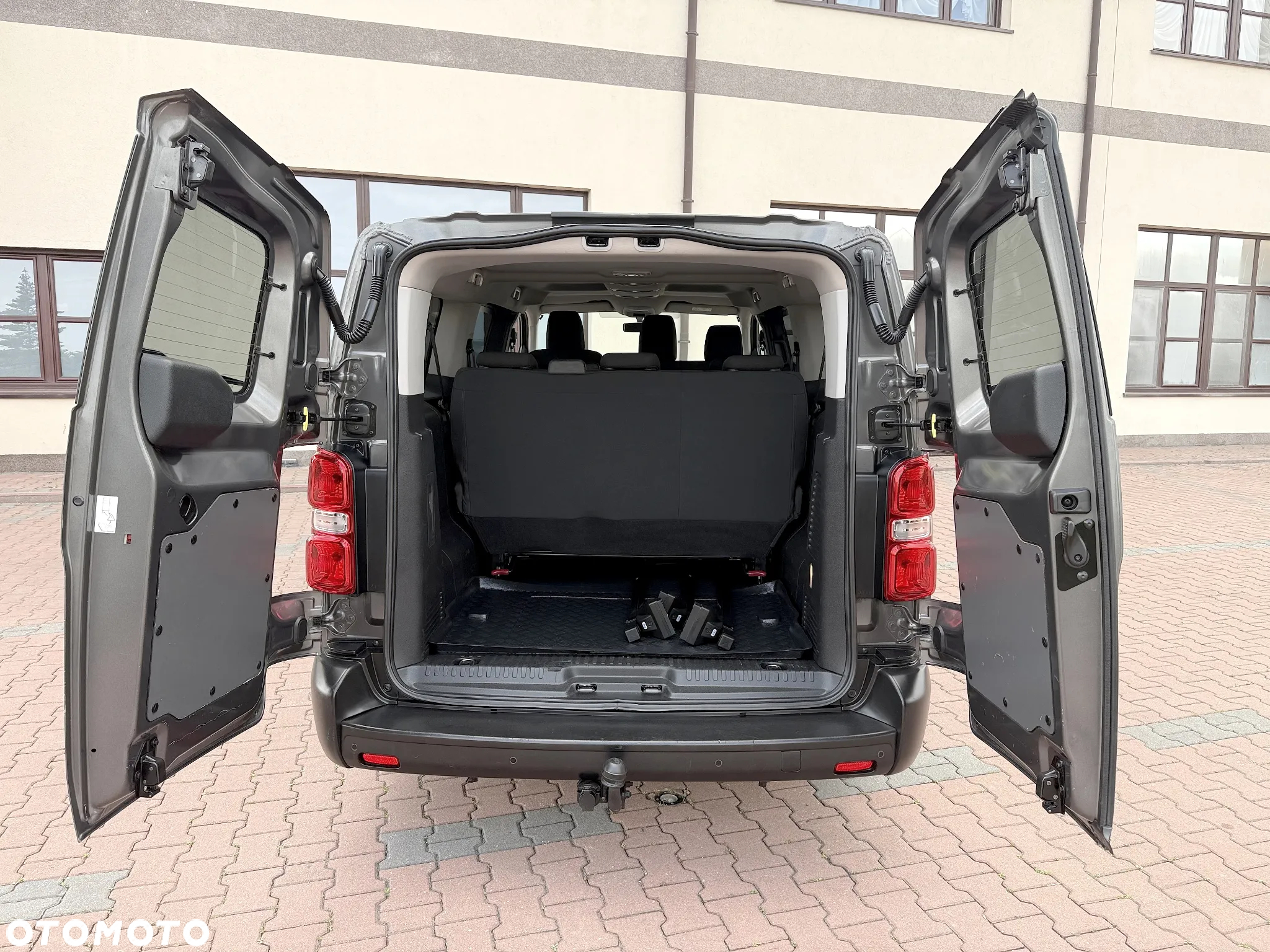 Citroën Jumpy Combi 2.0 BlueHDi XL 3,0t (bryg.) - 30