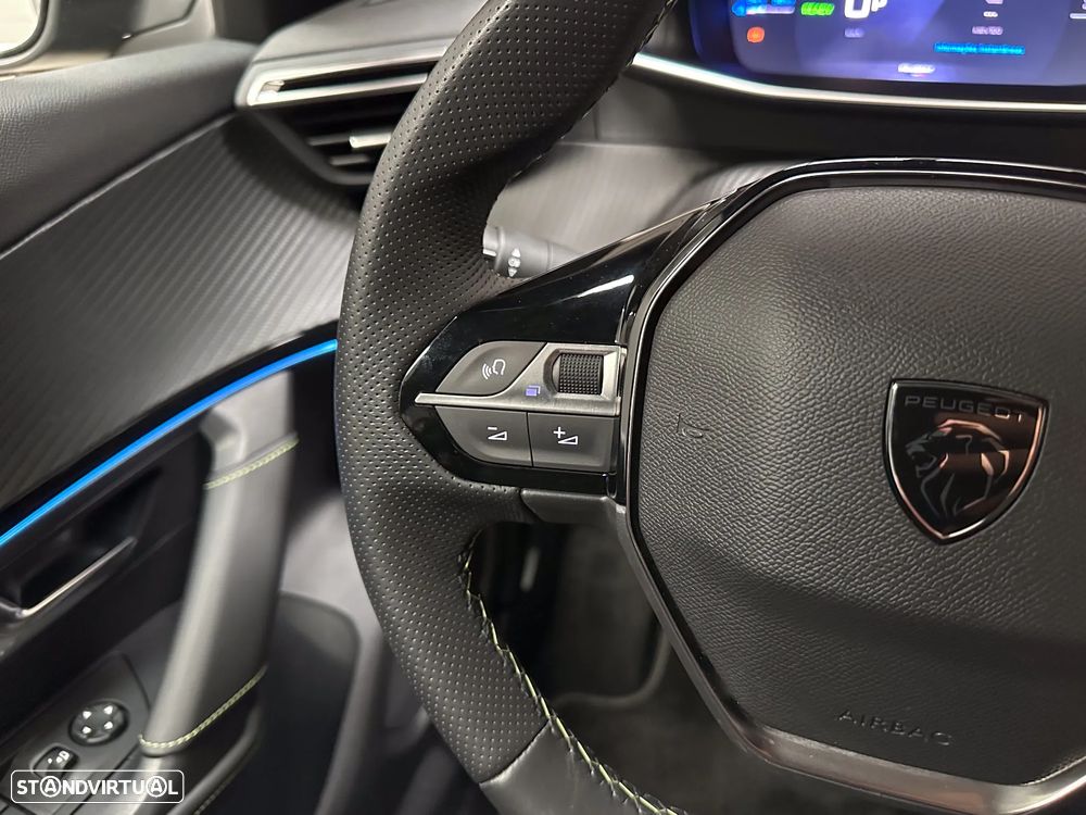Peugeot e-2008 54 kWh GT - 51