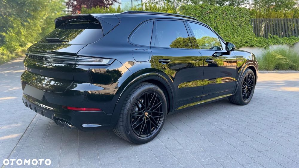 Porsche Cayenne - 6