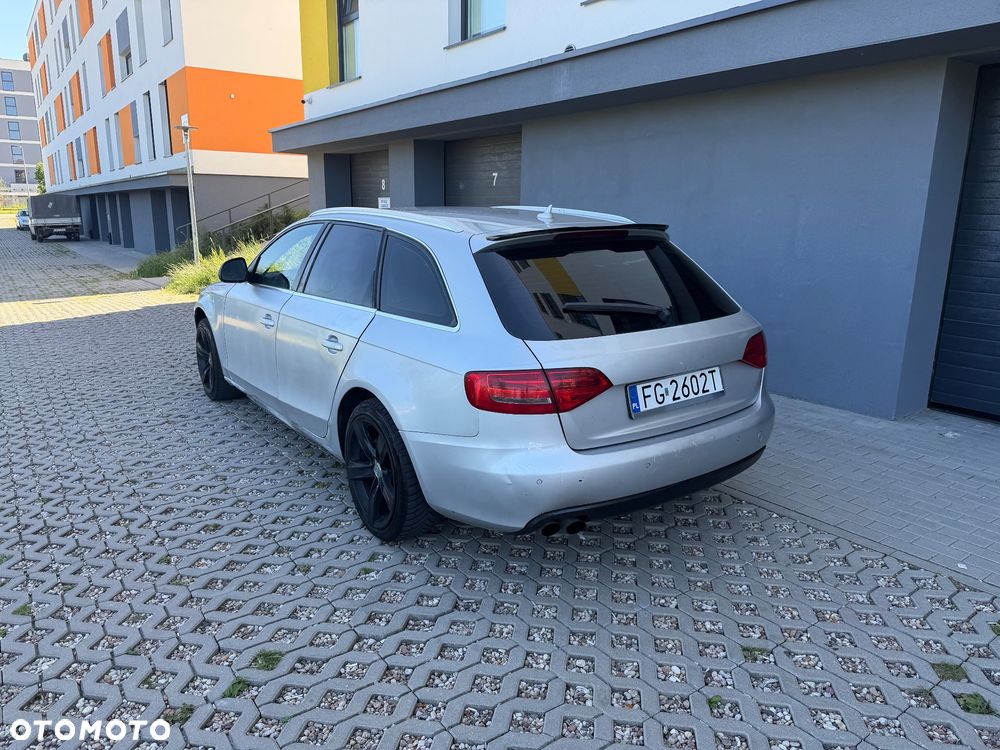 Audi A4 Avant 2.0 TDI - 6