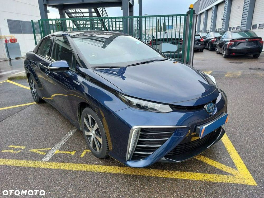 Toyota Mirai - 1