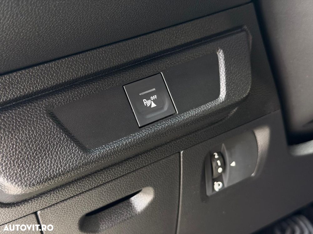 Dacia Jogger 7 locuri TCe 110 Essential - 33