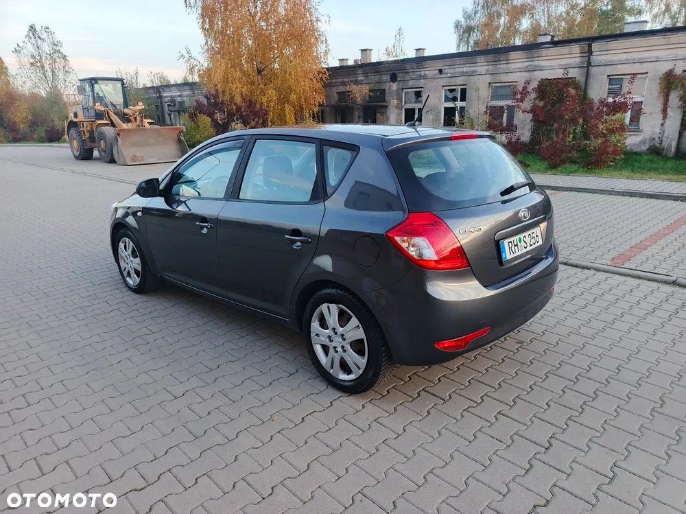 Kia Ceed 1.4 CVVT EX - 3