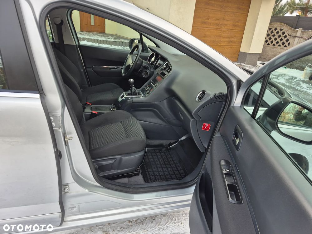 Peugeot 5008 HDI 150 Active - 13