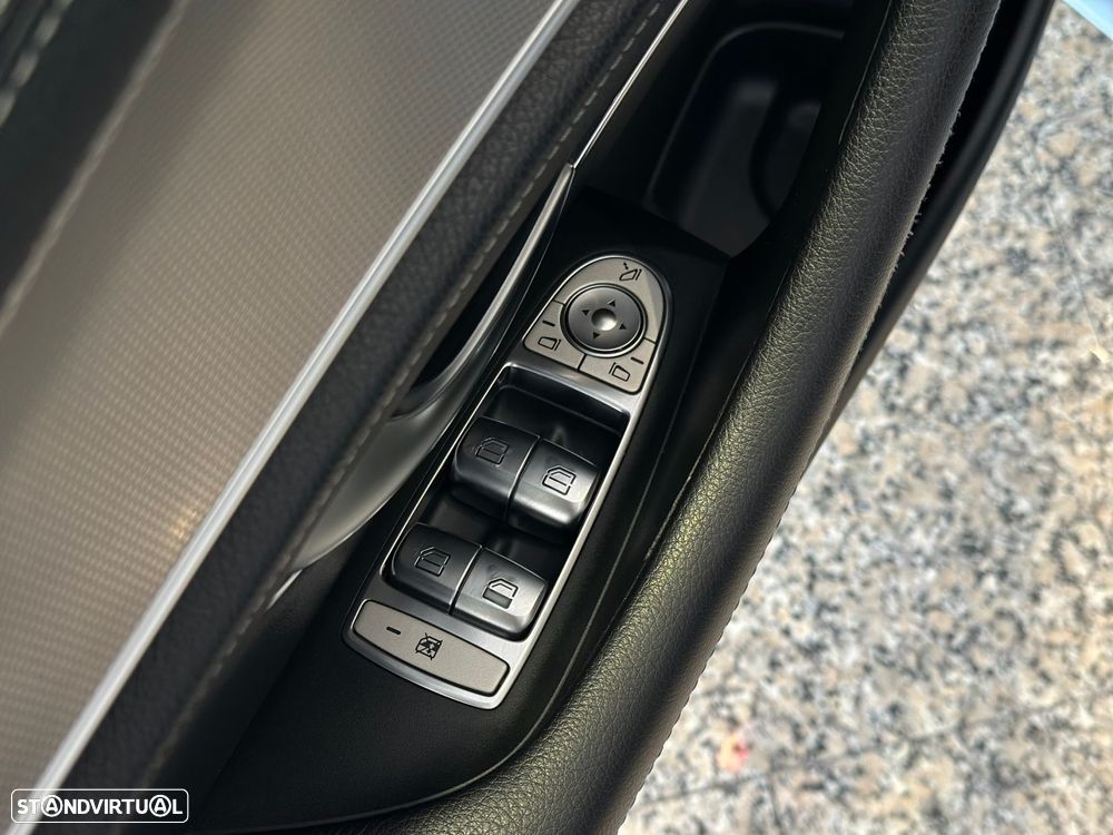 Mercedes-Benz E 220 d AMG Line - 13