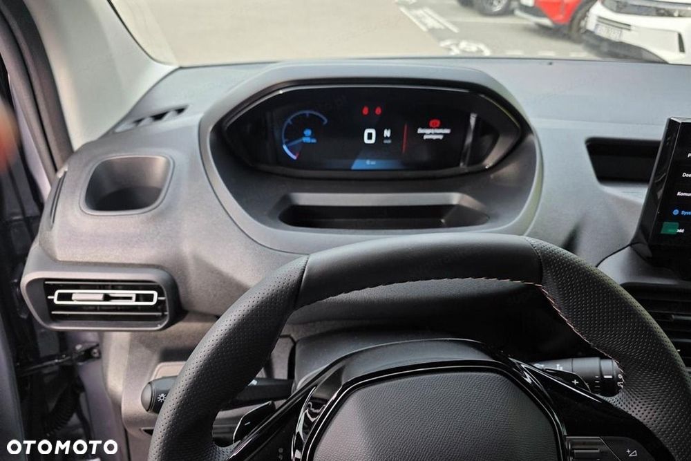 Peugeot Partner Van L1H1 EAT8 1.5 130KM - 12