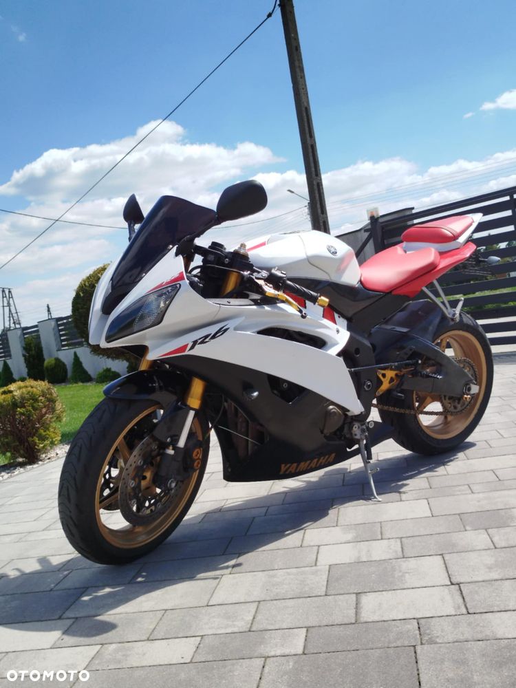 Yamaha R6 - 2